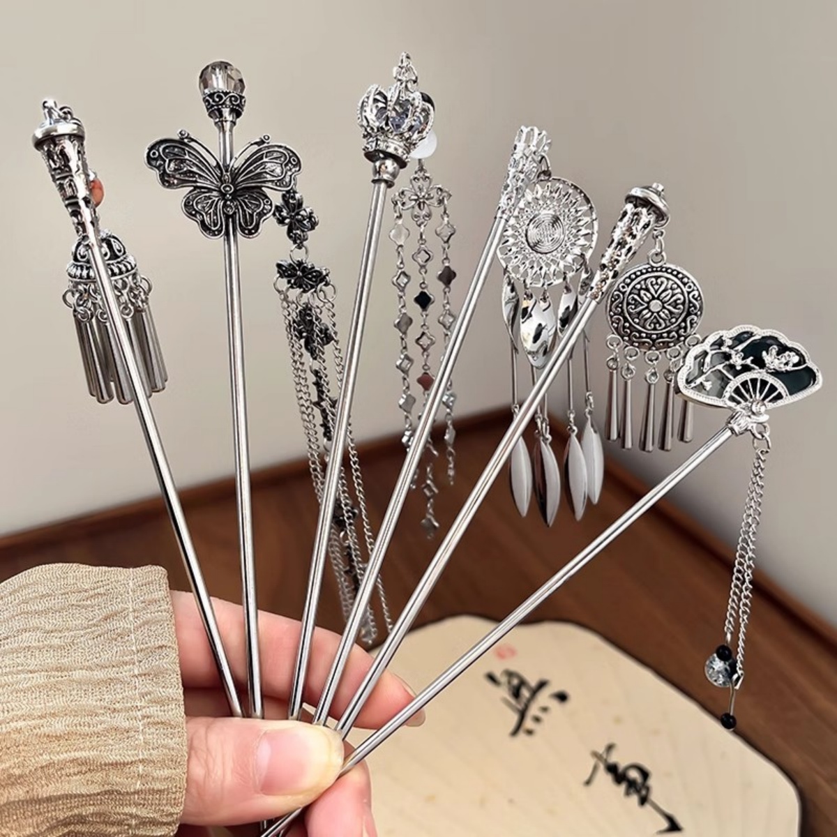 Vintage Collector - Elegant Women's Hairpin Antique Silver Butterfly