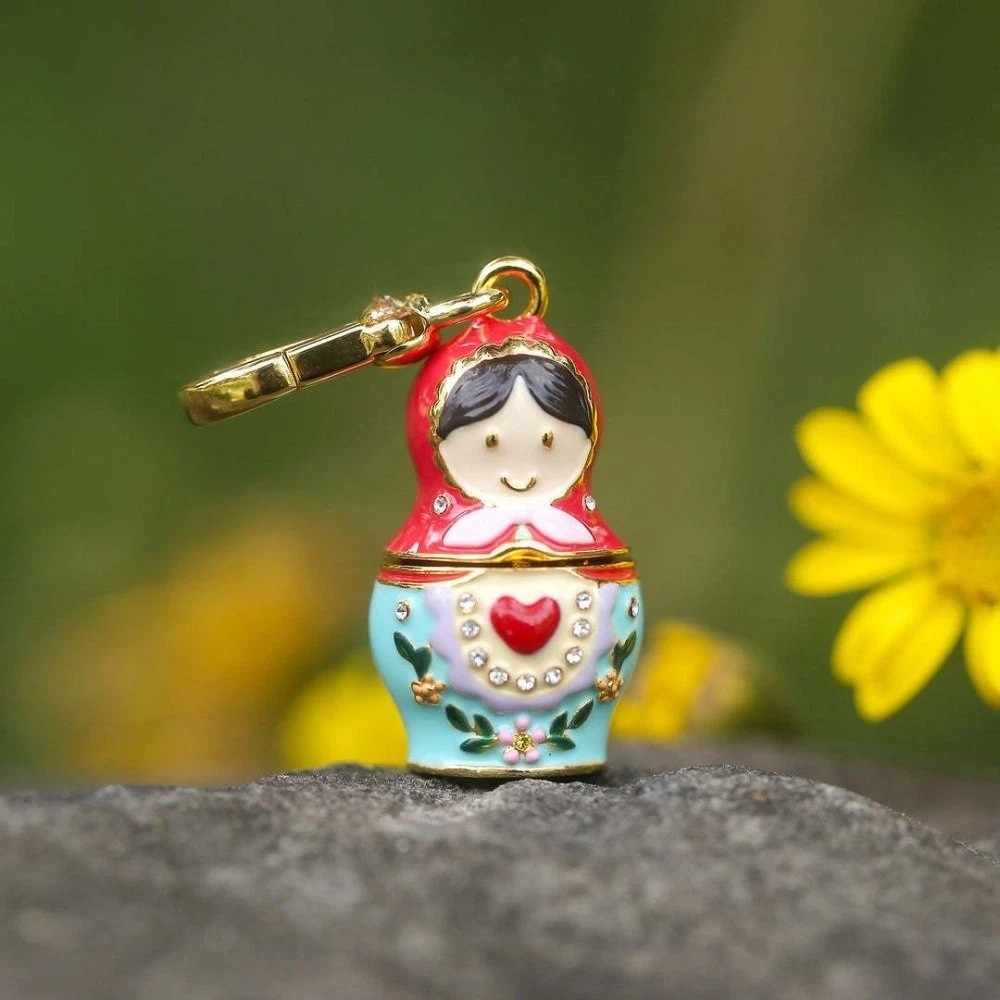 Vintage Collectible Dolls - Heart Matryoshka Doll Necklace Vintage Crystal