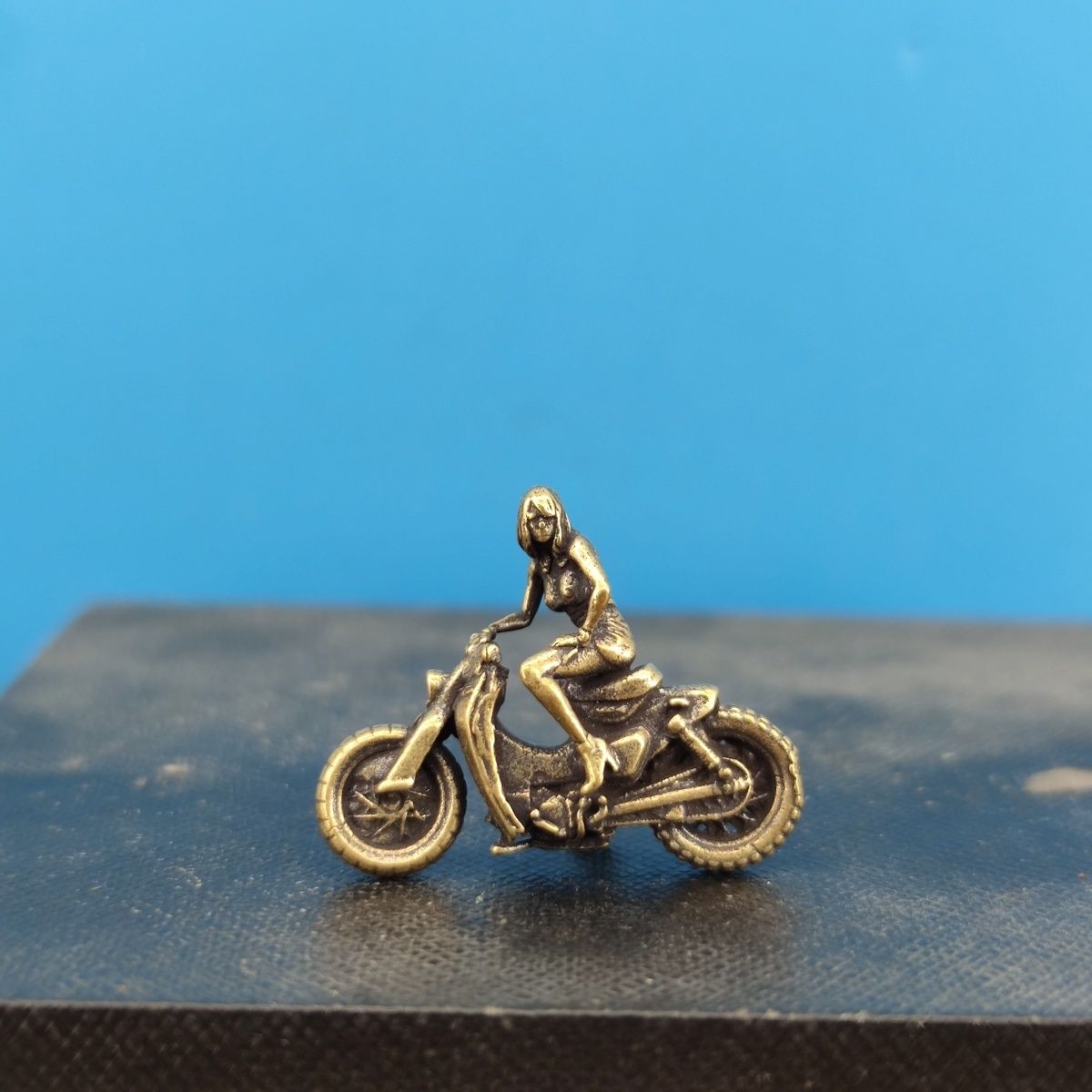 Vintage Collectible Dolls - ​​2.4cm Brass Vintage Scooter Doll -