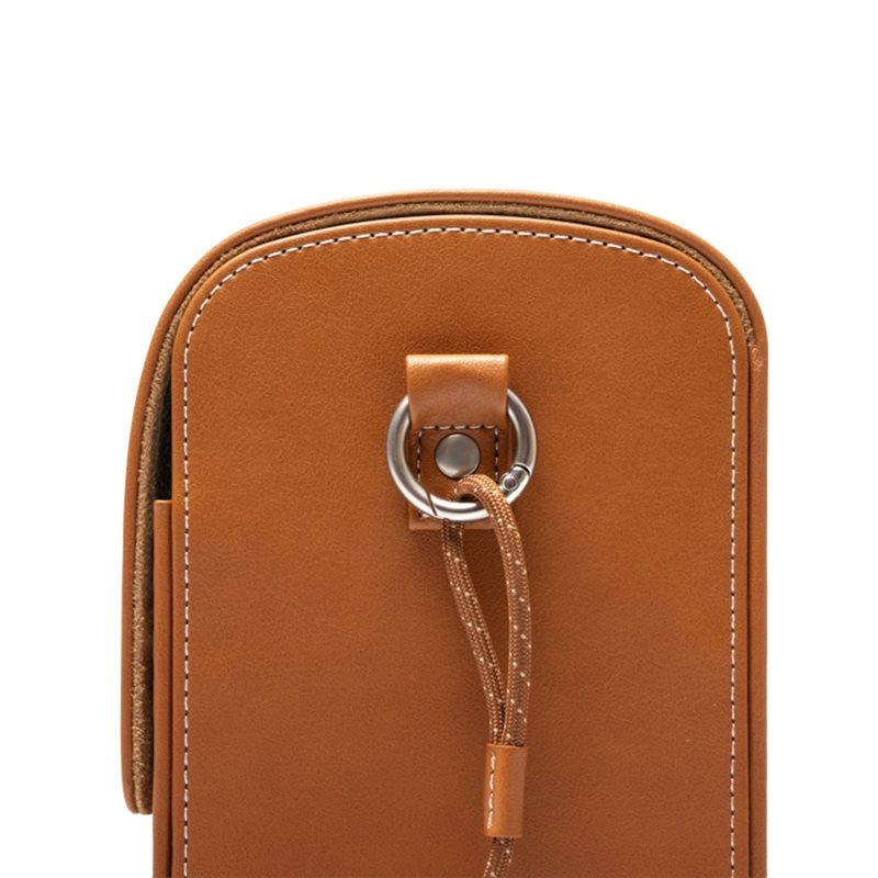PHILE-Protective Leather Case  - đánh giá và giá Lens Cap Vintage