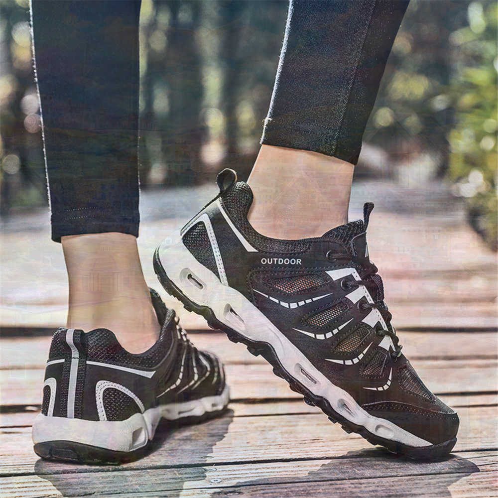 Sumer Round Tip Silver Sneaker - đánh giá và giá Collectible Vintage Wine