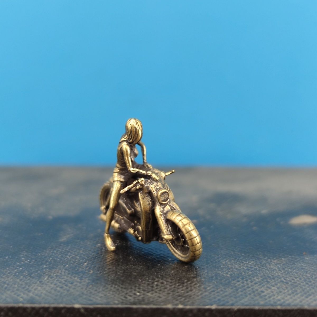 ​​2.4cm Brass Vintage Scooter  - đánh giá và giá Vintage Collectible Dolls