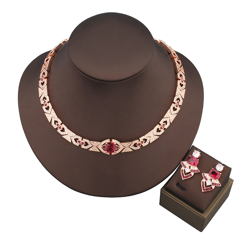 Designer Collection Style Stud - đánh giá và giá Vintage Collectible Jewelry