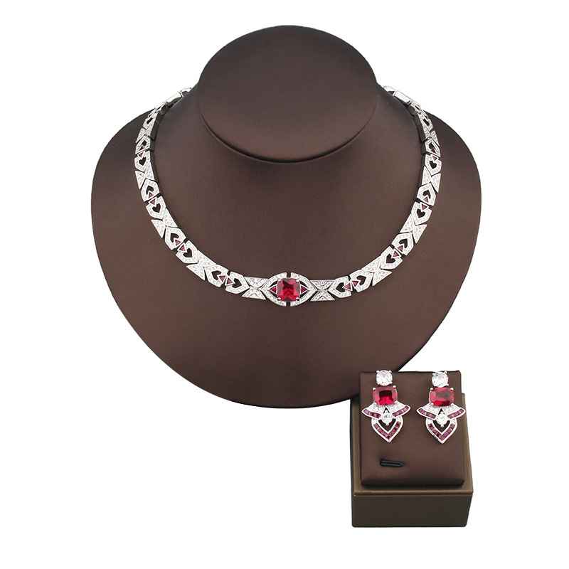 Designer Collection Style Stud - đánh giá và giá Vintage Collectible Jewelry