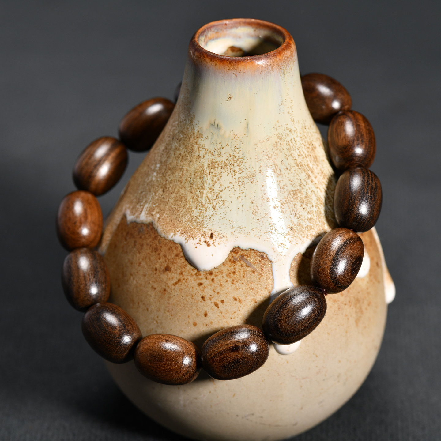 Vintage Ebony Wood Barrel Bead - đánh giá và giá Vintage Collectible Jewelry